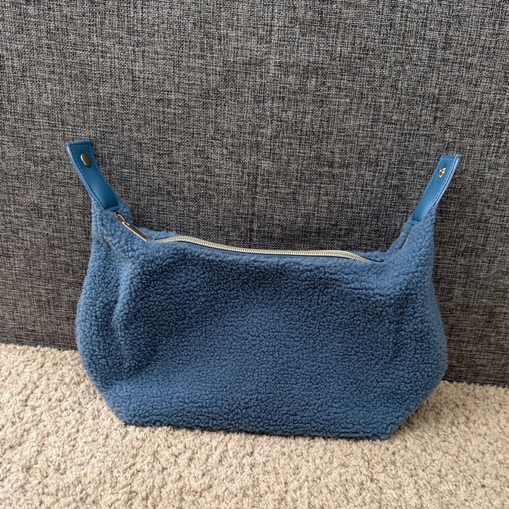 Blue Sherpa toiletery Bag